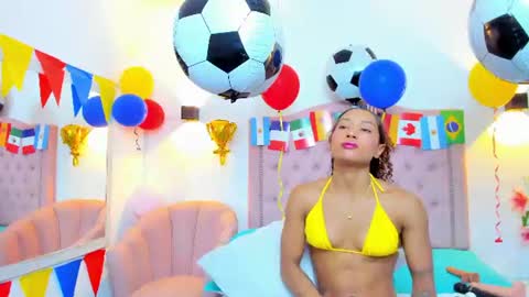 Snapshot of molyrestrepo chatting on 06-17-26, 07:48 molyrestrepo online show from 06-17-26, 07:48