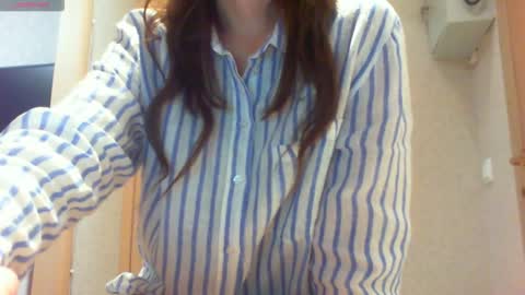 Hailey online show from 11-02-25, 05:15