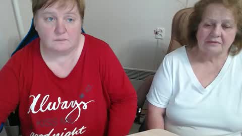 Snapshot of mommy99x chatting on 01-31-26, 08:29 Mommy99X online show from 01-31-26, 08:29