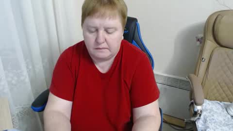 Snapshot of mommy99x chatting on 02-28-26, 04:19 Mommy99X online show from 02-28-26, 04:19