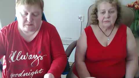 Snapshot of mommy99x chatting on 03-11-26, 10:32 Mommy99X online show from 03-11-26, 10:32