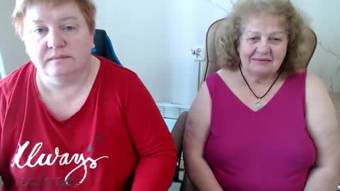 Snapshot of mommy99x chatting on 03-17-26, 08:28 Mommy99X online show from 03-17-26, 08:28