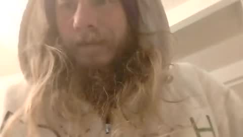 Snapshot of mommyissues2386 chatting on 12-21-24, 10:28 Richard Sheridan online show from 12-21-24, 10:28