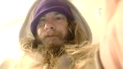 Snapshot of mommyissues2386 chatting on 12-24-24, 08:11 Richard Sheridan online show from 12-24-24, 08:11