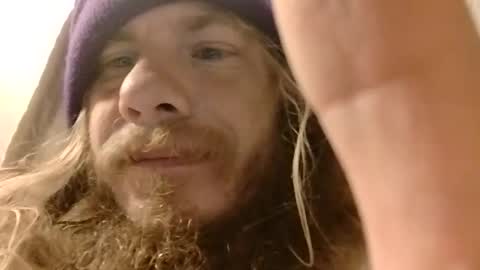 Snapshot of mommyissues2386 chatting on 12-26-24, 04:04 Richard Sheridan online show from 12-26-24, 04:04