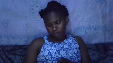 Snapshot of momsdoll chatting on 02-04-26, 06:14 momsdoll online show from 02-04-26, 06:14