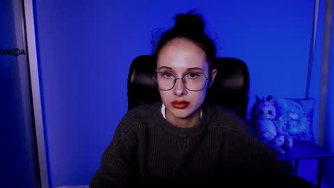 Mona  online show from 10-09-25, 07:45