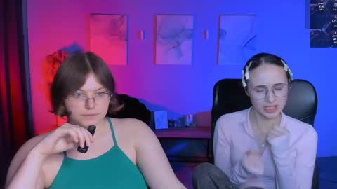 Mona  online show from 04-14-26, 07:53