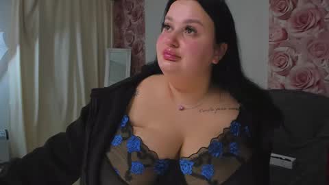 Snapshot of monasteel chatting on 02-28-25, 09:25 Monica online show from 02-28-25, 09:25