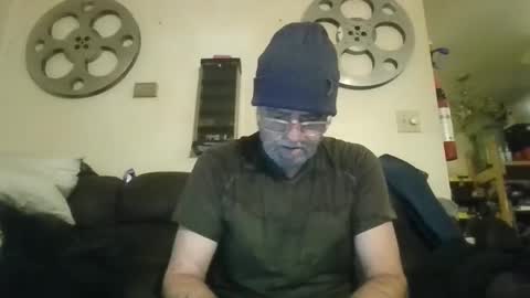 Snapshot of mondaymonday chatting on 01-03-25, 04:27 mondaymonday online show from 01-03-25, 04:27