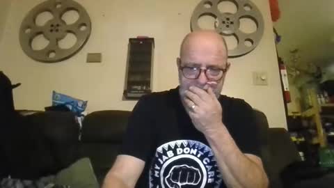 Snapshot of mondaymonday chatting on 01-16-25, 05:55 mondaymonday online show from 01-16-25, 05:55