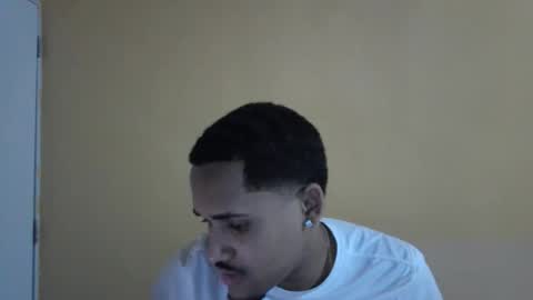 Snapshot of moneyblancos chatting on 04-03-26, 03:37 moneyblancos online show from 04-03-26, 03:37