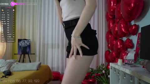Snapshot of moni_carroll chatting on 03-08-25, 03:35 Monia Help me get 20000 subscribers online show from 03-08-25, 03:35