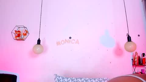 aleja      independent model       online show from 04-19-26, 10:56