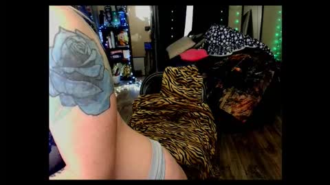 Snapshot of monica_lily chatting on 02-03-26, 03:06 Monica online show from 02-03-26, 03:06