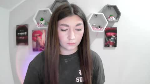 Snapshot of monica_sweets chatting on 09-10-25, 06:02 sweet girl and shine body online show from 09-10-25, 06:02