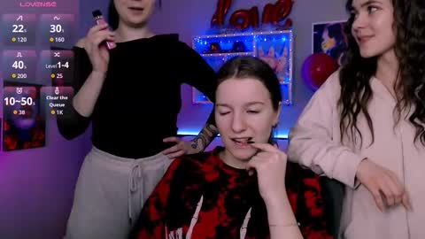 Snapshot of monica_xcx chatting on 02-24-26, 11:19 Monica online show from 02-24-26, 11:19