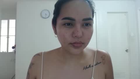 Snapshot of monicaconde chatting on 03-25-26, 06:19 MonicaConde online show from 03-25-26, 06:19