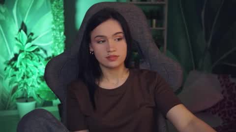 monica online show from 04-25-26, 12:02