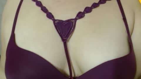 Snapshot of monickhot303av chatting on 09-13-25, 01:16 monickhot303av online show from 09-13-25, 01:16