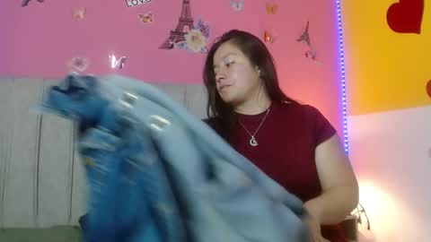 Snapshot of monickhot303av chatting on 09-18-25, 06:26 monickhot303av online show from 09-18-25, 06:26