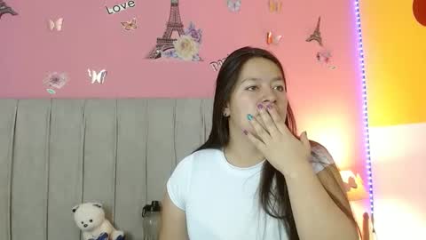 Snapshot of monickhot303av chatting on 09-19-25, 04:03 monickhot303av online show from 09-19-25, 04:03