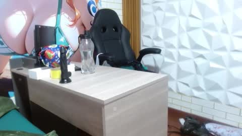 Snapshot of monickhot303av chatting on 12-22-25, 05:43 monickhot303av online show from 12-22-25, 05:43