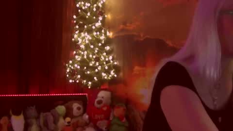 Snapshot of monicutex chatting on 12-29-24, 03:11 Monika online show from 12-29-24, 03:11