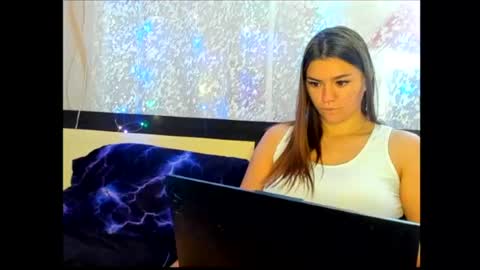 Monika online show from 05-29-26, 12:58