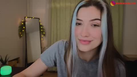 Snapshot of monikavenom chatting on 01-23-25, 04:59 Monika online show from 01-23-25, 04:59