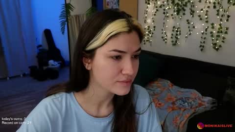 Snapshot of monikavenom chatting on 02-08-26, 05:22 Monika online show from 02-08-26, 05:22