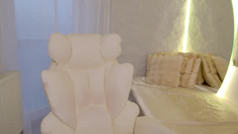 Ask me online show from 12-21-25, 12:01