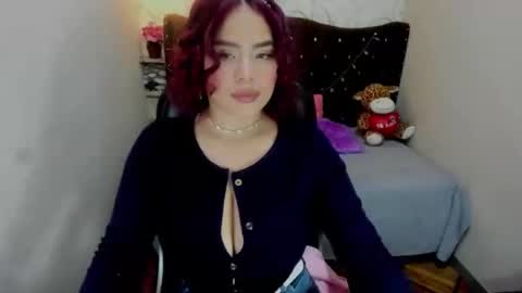 Snapshot of moniquehick chatting on 12-20-25, 04:47 Monica online show from 12-20-25, 04:47