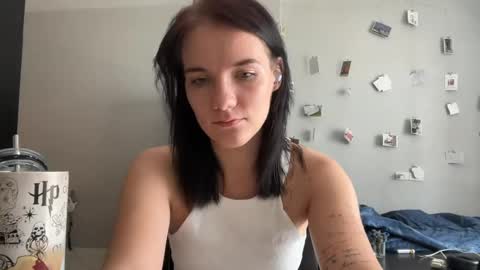 Rose online show from 04-16-26, 05:19