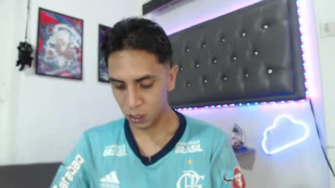 Snapshot of monkey_uchiha77 chatting on 03-03-25, 12:27 simon dice online show from 03-03-25, 12:27