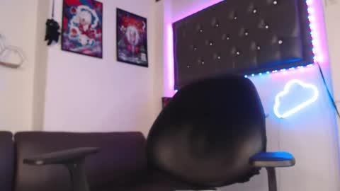 Snapshot of monkey_uchiha77 chatting on 03-07-25, 03:28 simon dice online show from 03-07-25, 03:28