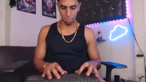 Snapshot of monkey_uchiha77 chatting on 03-07-25, 06:33 simon dice online show from 03-07-25, 06:33