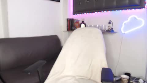 Snapshot of monkey_uchiha77 chatting on 03-08-25, 07:31 simon dice online show from 03-08-25, 07:31