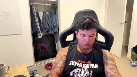 Snapshot of monkeydward chatting on 02-06-26, 12:41 monkeydward online show from 02-06-26, 12:41