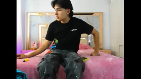 monky_0002 online show from 03-09-26, 06:12