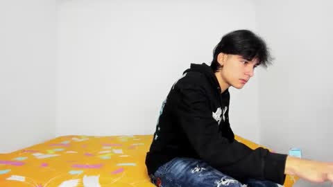 monky_0002 online show from 05-18-26, 03:40