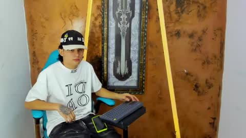monky_0002 online show from 06-07-26, 07:28