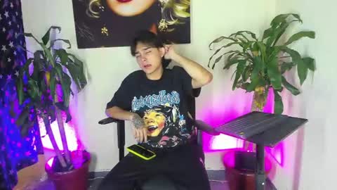monky_0002 online show from 06-19-26, 06:34