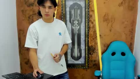 monky_0002 online show from 07-14-26, 03:33