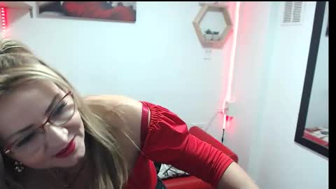 Snapshot of monserrat_diva chatting on 09-21-25, 07:59 monserrat_diva online show from 09-21-25, 07:59