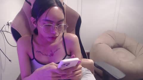 Snapshot of monstercockselfsuck chatting on 01-24-25, 02:08 ELYSE A SIMPLE GIRL online show from 01-24-25, 02:08