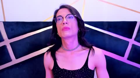 Linda Darling online show from 12-14-24, 05:14