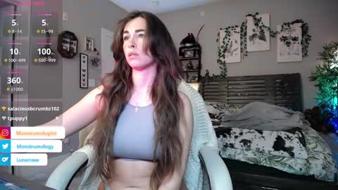 Lydia Mooney online show from 12-12-24, 12:38