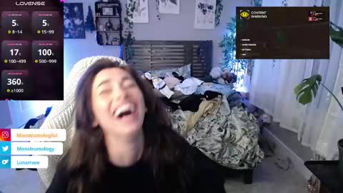 Lydia Mooney online show from 12-19-24, 12:24