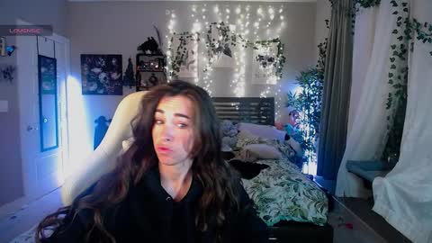 Lydia Mooney online show from 01-15-25, 02:06